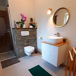 & Relax -gemuetliche Nur Minuten Zur Gerlitzen Apartment *