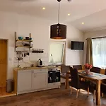 & Relax -gemuetliche Nur Minuten Zur Gerlitzen Apartment